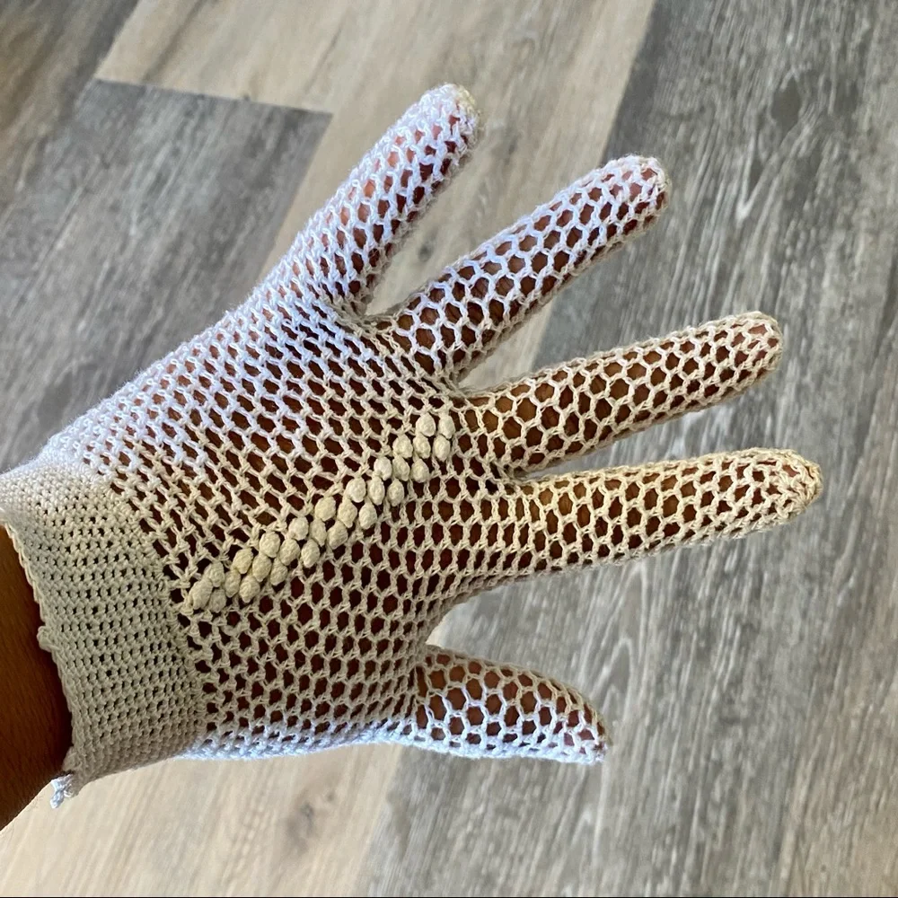 Vintage Stretch Lace Knit Crochet Dainty Lolita Short Gloves